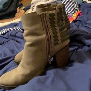 Ankle boots